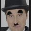 Charlie Chaplini smoking + müts (foto #2)