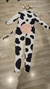 Костюм каровы (3 фото из 3)