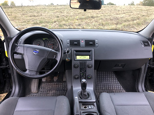 Volvo V50 1,6tdi (2 foto / 14)