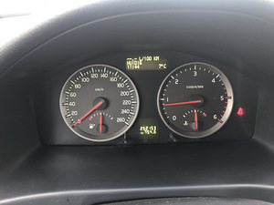 Volvo V50 1,6tdi (4 foto / 14)