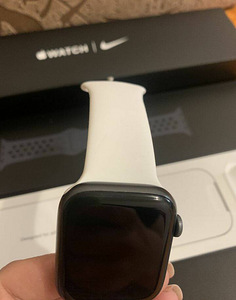 Apple Watch SE 44mm (6 foto / 7)
