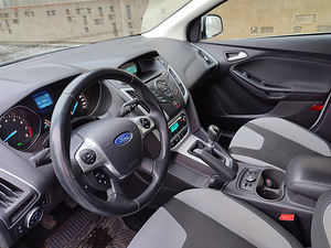 Ford Focus EcoBoost 2014 1.6 110kw 200.000 (10 foto / 11)
