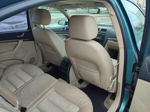 Skoda Octavia 1.6 75kw (9 foto / 11)
