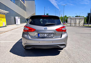Nissan Pulsar 2017 1.2 85kw automat (5 foto / 8)