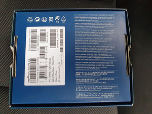 Intel NUC Desktop KIT - NUC8I7BEH (6 foto / 6)