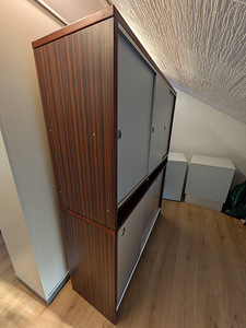 Liugustega kapp kummuti 2 tk (2 foto / 4)