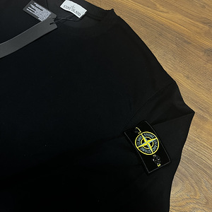 Stone Island Sweater Black (2 foto / 4)