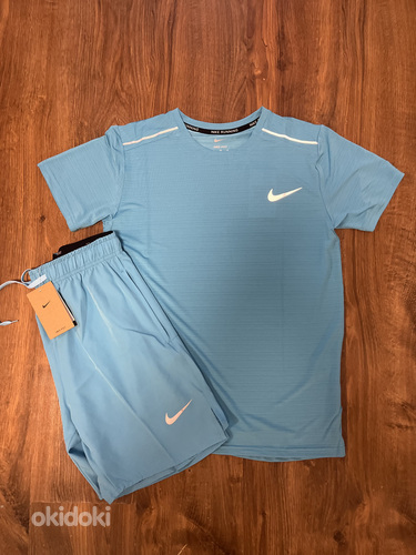 Nike miler set short and shirt , Teal color