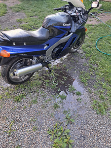 Kawasaki zzr1100 110kw (1 foto / 1)