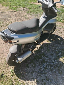 Скутер gilera 125cc (в документах как 50cc) (3 фото из 3)