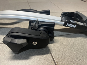 Thule ProRide car roof bike stand (2 foto / 6)