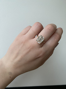 Новое золотое кольцо с бриллиантом 6.91 ct. (3 фото из 7)