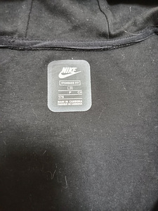 Luksuslik koopia tech fliis Nike (1 foto / 5)