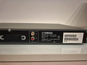 Yamaha DVD-S550 (4 foto / 6)