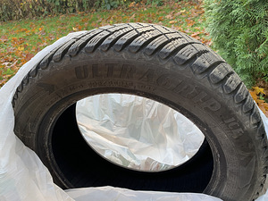M: naastrehvid Goodyear UltraGrip Ice Arctic 205/55R16 94T (1 foto / 4)