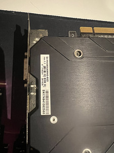 Gigabyte RX 580 8GB (3 foto / 3)
