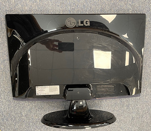 Arvuti monitor W2453TQ Flatron (2 foto / 5)
