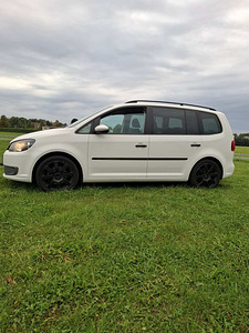 Volkswagen touran (5 foto / 11)