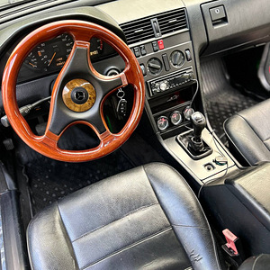 MB Mercedes-Benz W202 C200D (4 foto / 10)