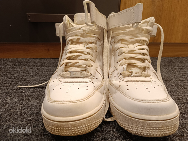 Nike Air Force 1 mid white tossud