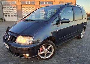 SEAT Alhambra (2 foto / 10)