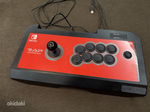 HORI Real Arcade Pro V Hayabusa — Nintendo Switch / PC fight
