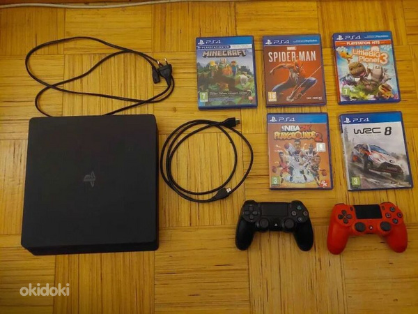 Playstation 4 Slim konsool 22 Mängu