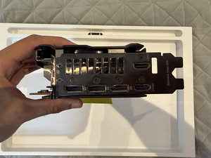 GPU (3 foto / 10)