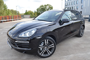 Porsche Cayenne S V8 (2 foto / 15)