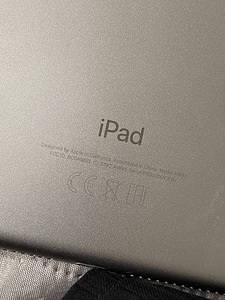 Apple iPad 6th Gen (2018) Wi-Fi 32GB (4 foto / 5)