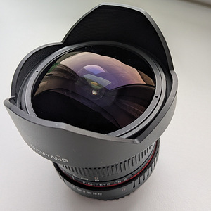 Samyang MF 8mm F/3.5 Fish-Eye CS II APS-C Canon EF (3 foto / 4)