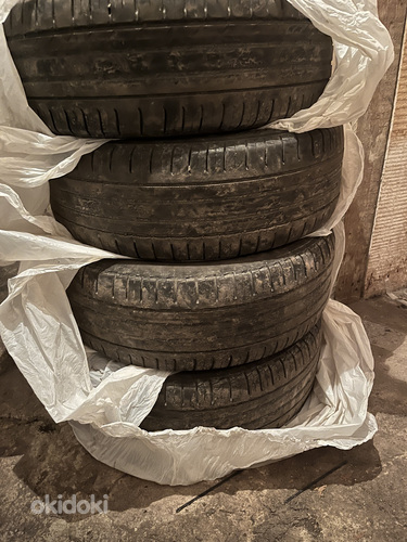 Nokian 215/60/R17
