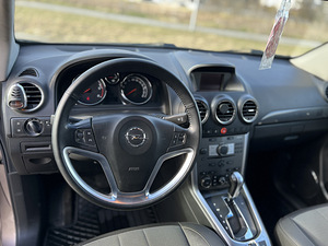 Opel Antara 2.2 120kW (7 foto / 11)