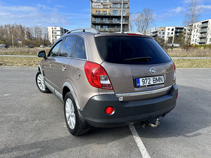 Opel Antara 2.2 120kW (4 foto / 11)