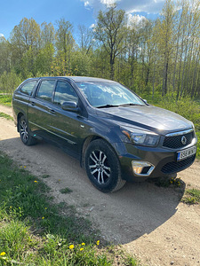 SsangYong Actyon (9 фото из 9)