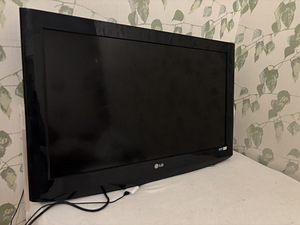 Televiisor LG ,32LD320-za (1 foto / 6)