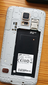 Samsung Galaxy S5 (2 foto / 3)