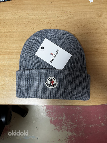 Moncler серый бини