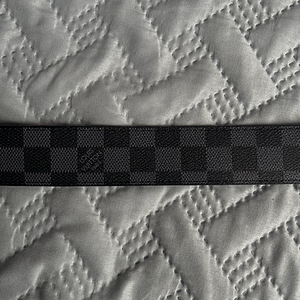 Louis Vuitton Võõ 115cm/125cm (3 foto / 4)