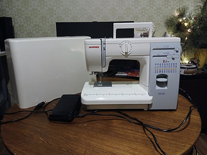 JANOME 5519 (3 фото из 3)