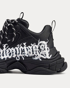 Balenciaga triple s diy metal black,replika (2 foto / 2)