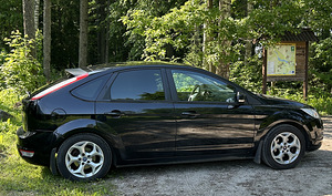 Ford Focus 1.6 74 kW (4 foto / 12)