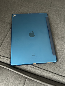 iPad Pro 12.9 (6 foto / 8)