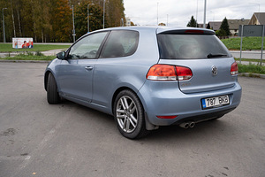 Volkswagen golf 6 (9 foto / 15)