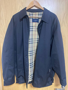 Ветровка Burberry (1 фото из 5)