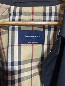 Ветровка Burberry (2 фото из 5)