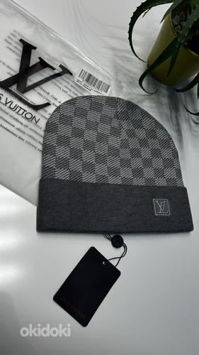 Шапка Louis Vuitton