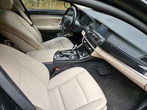 BMW 523i 2010 года (4 фото из 7)
