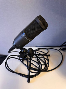 Audio Technica: AT2020 USB kondensaatormikrofon stuudiosse (1 foto / 1)