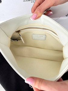 Yves Saint Laurent Hobo Le 5 À 7 valge/kuldne koopia kott (6 foto / 10)